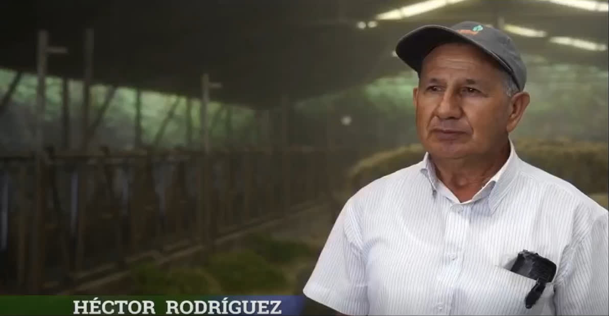Héctor Rodríguez hablando en una entrevista